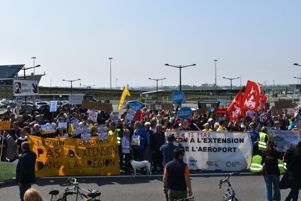 manifestation et vélorution du 13 mai contre l'agrandissement de l'aéroport de Lille-Lesquin